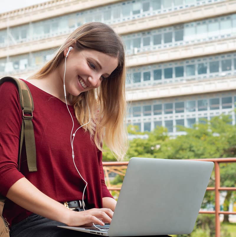 Contact Illustration 2